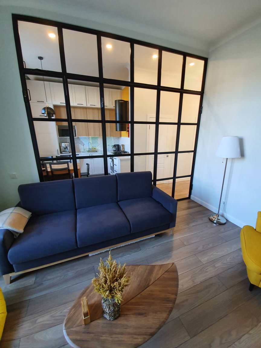 Перегородка между кухней и гостиной