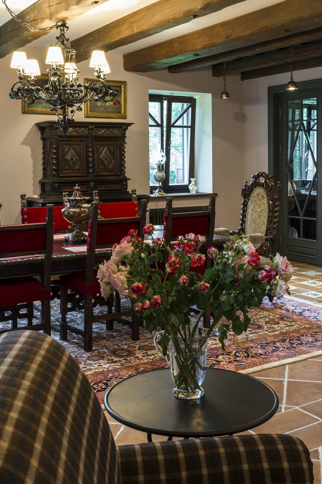 Большой дом шале