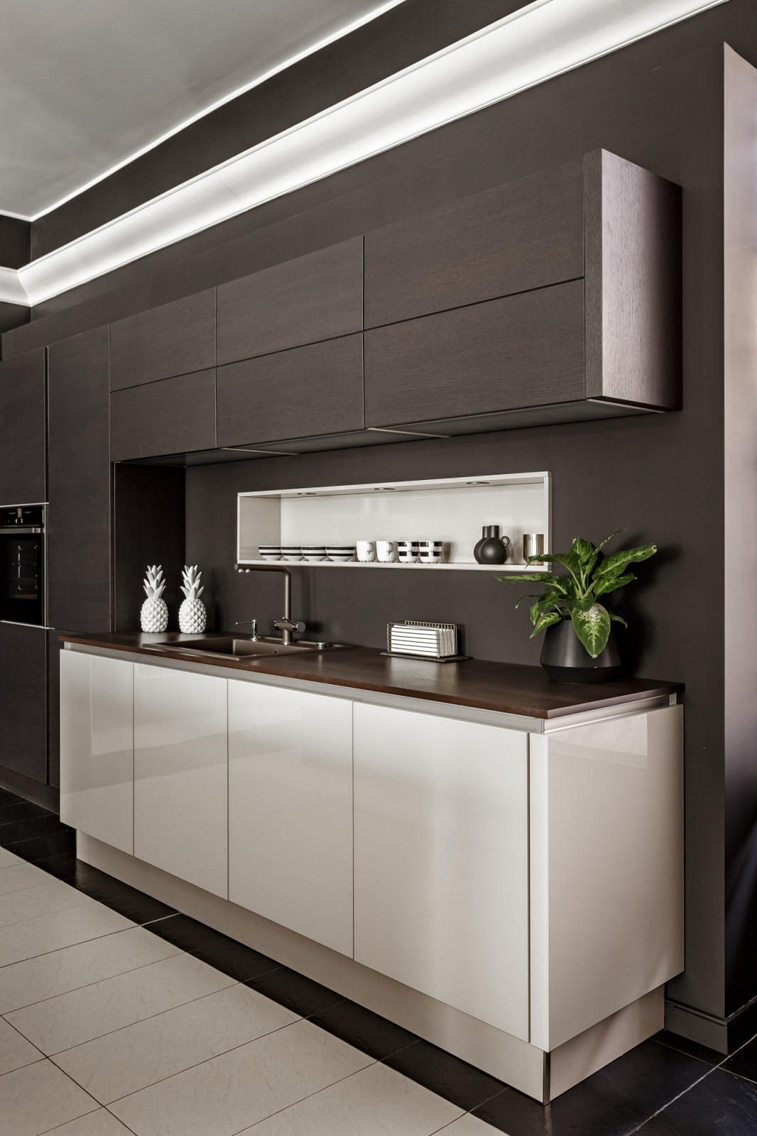 Один из реализованных нами проектов - кухня Nolte Glass Tec Plus | Nature | Napp