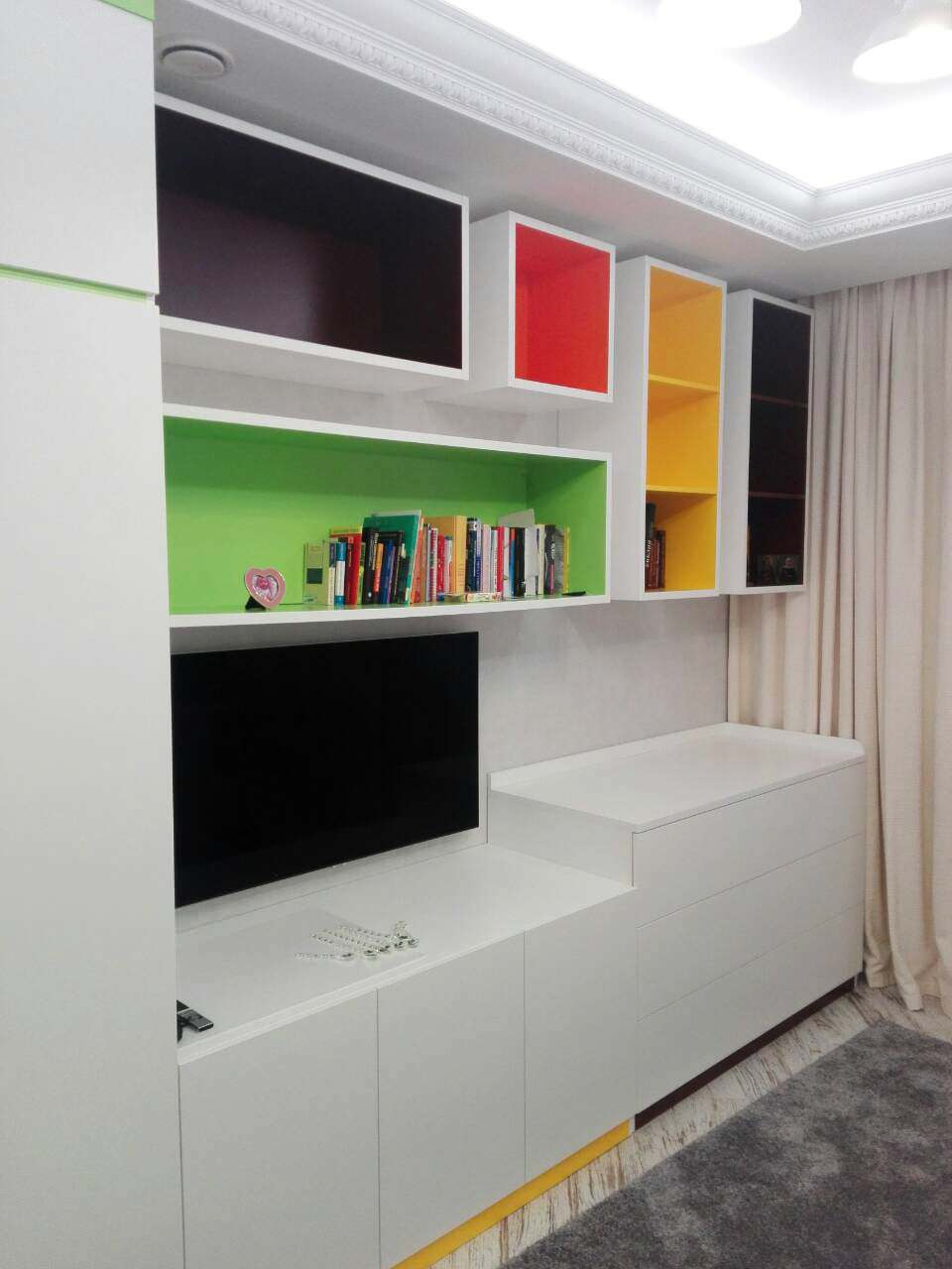 Мебель по индивидуальному проекту (архитекторы И. Березовская и А. Овчинников)