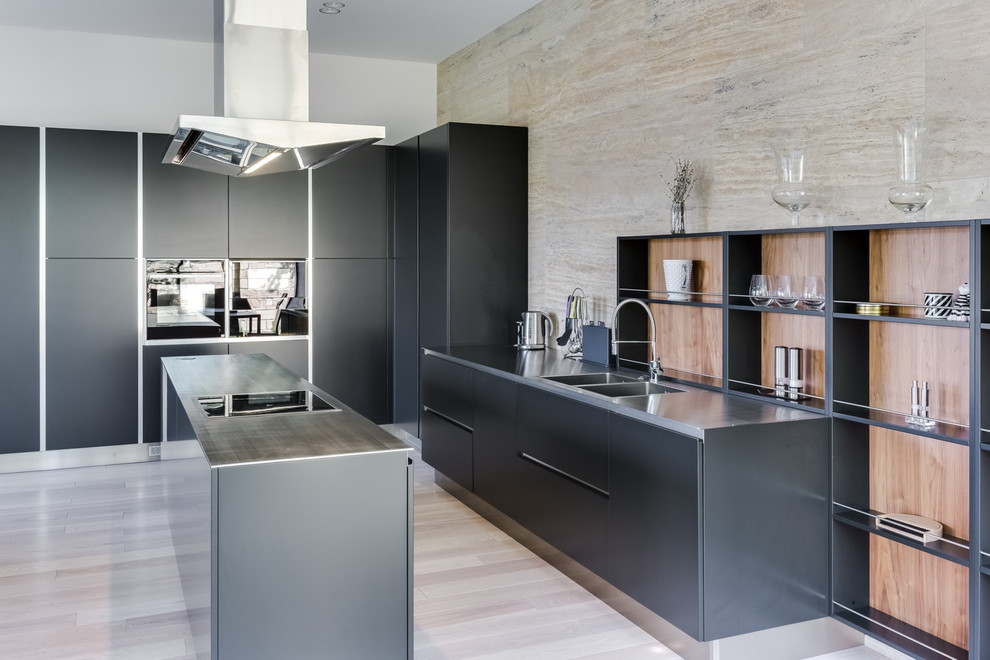 Кухня черного цвета