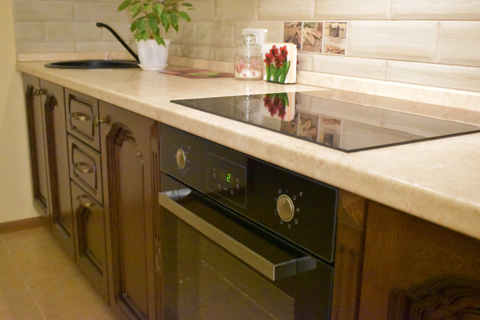 Кухня из массива дуба "Альфа" классика