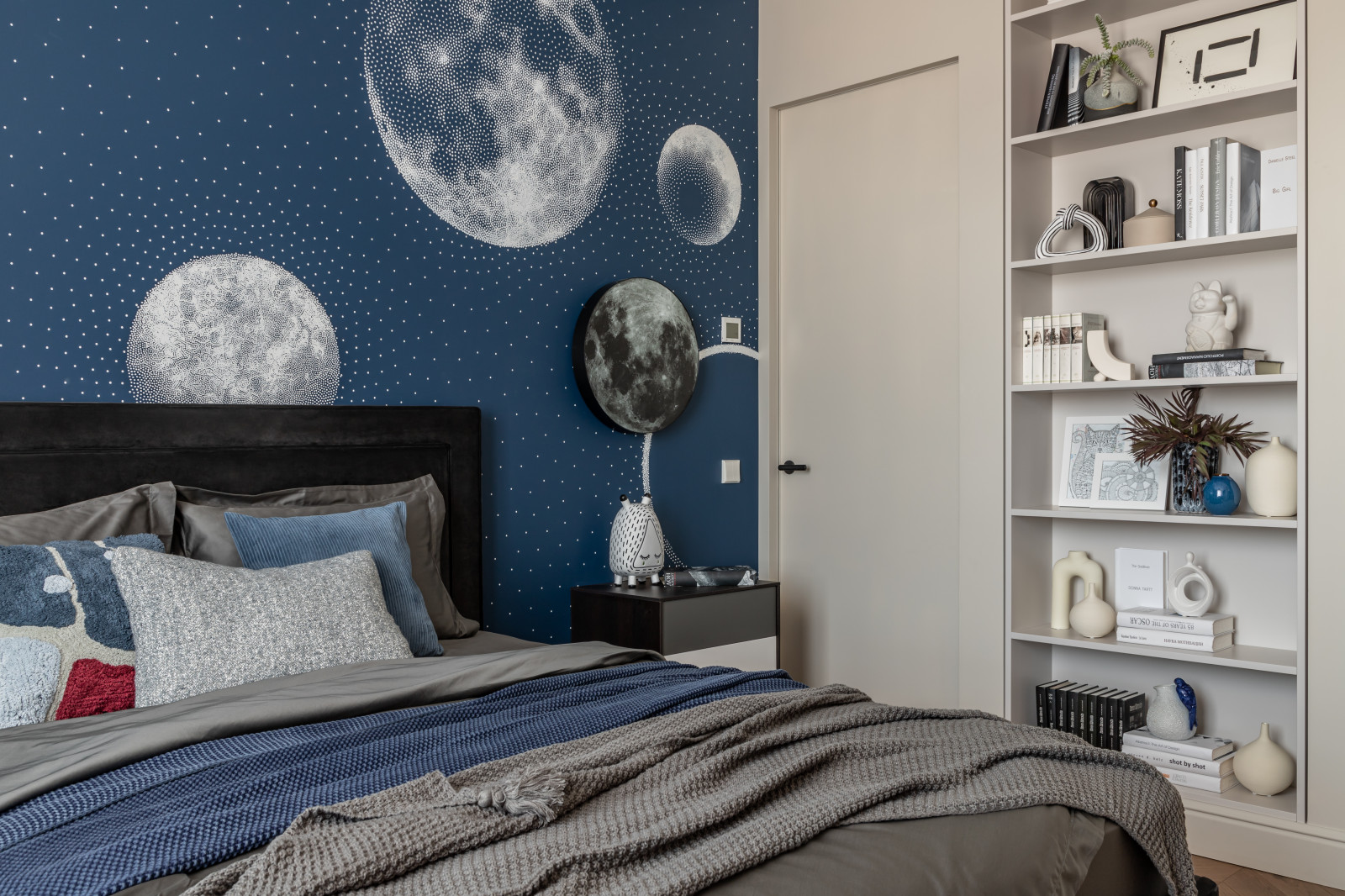 Просторная квартира в светлых оттенках