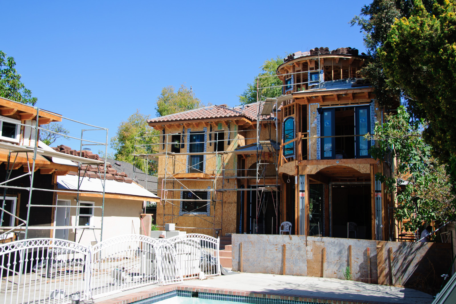 Северный Голливуд - Лос Анджелес. Дом в средиземноморском стиле.