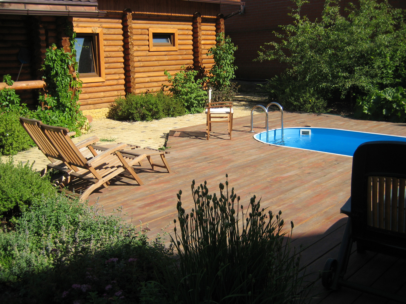 250 квадратных метров между домом и баней