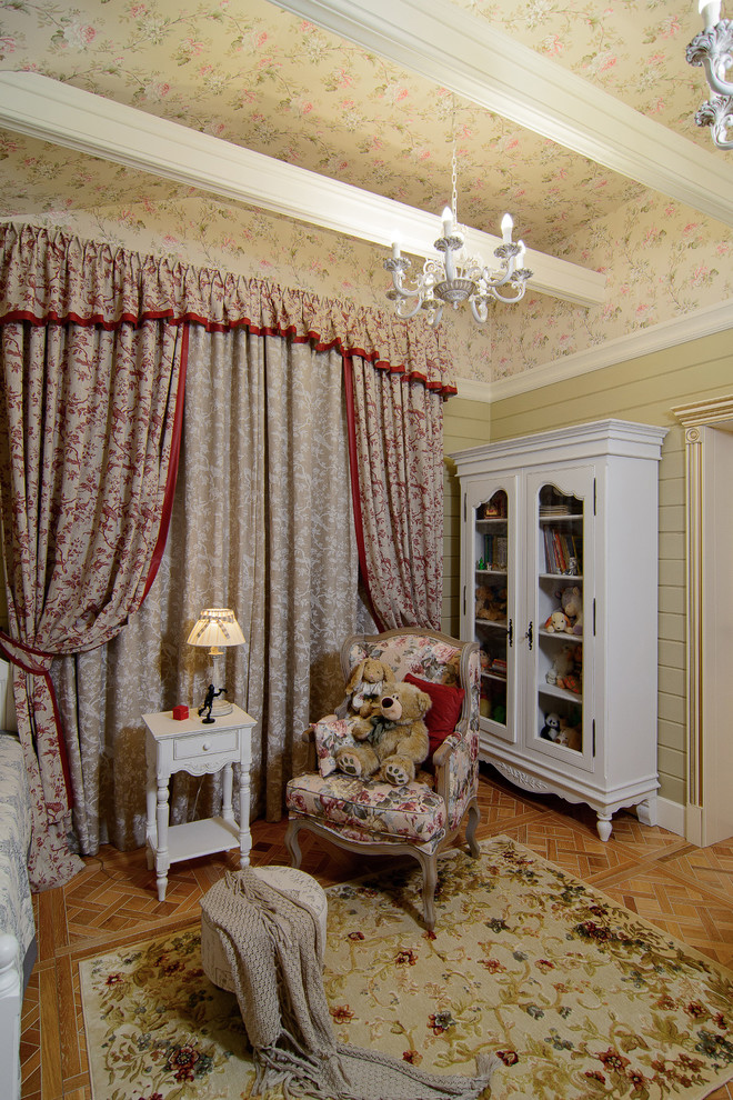 Каркасный дом. Декорирование деревянным блок-хаусом.