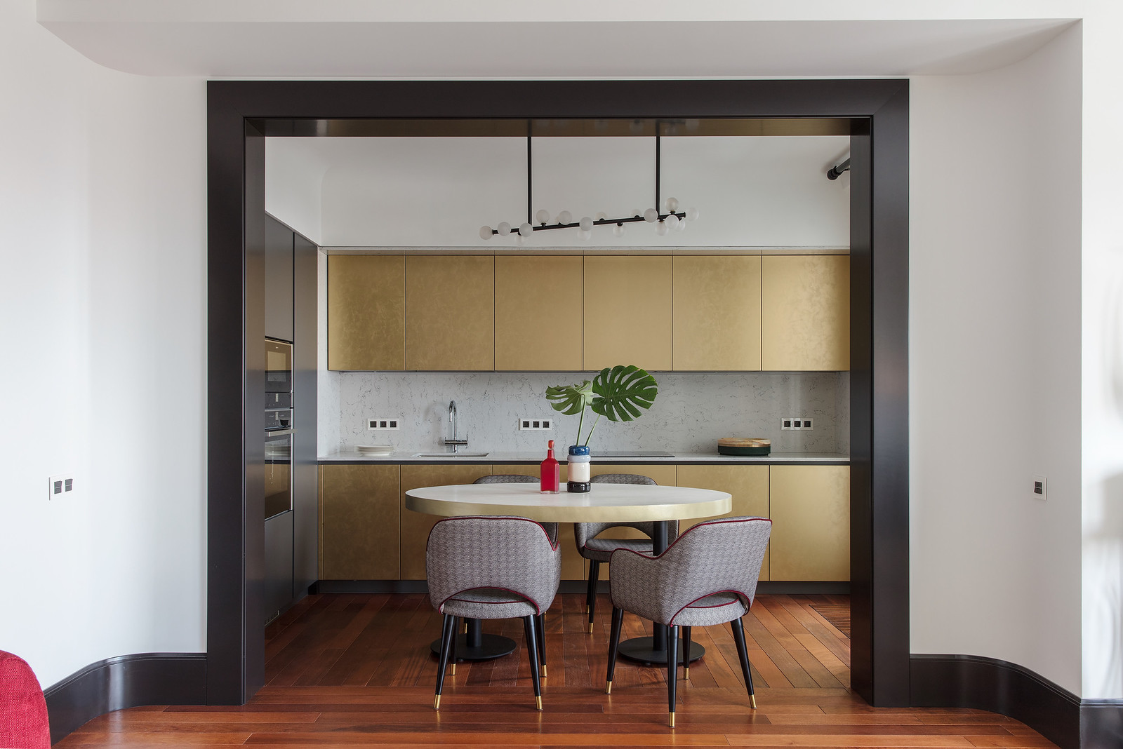 Обложка проекта: Реализованные нами проекты - кухня Häcker AV 4070 | AV 6000