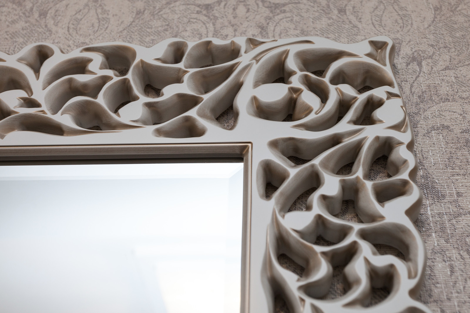 Обложка проекта: Огромный шкаф купе для прихожей