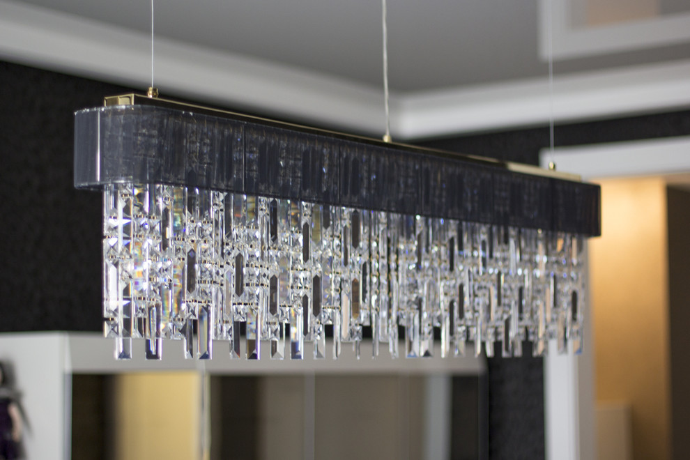 Люстра в гостиной