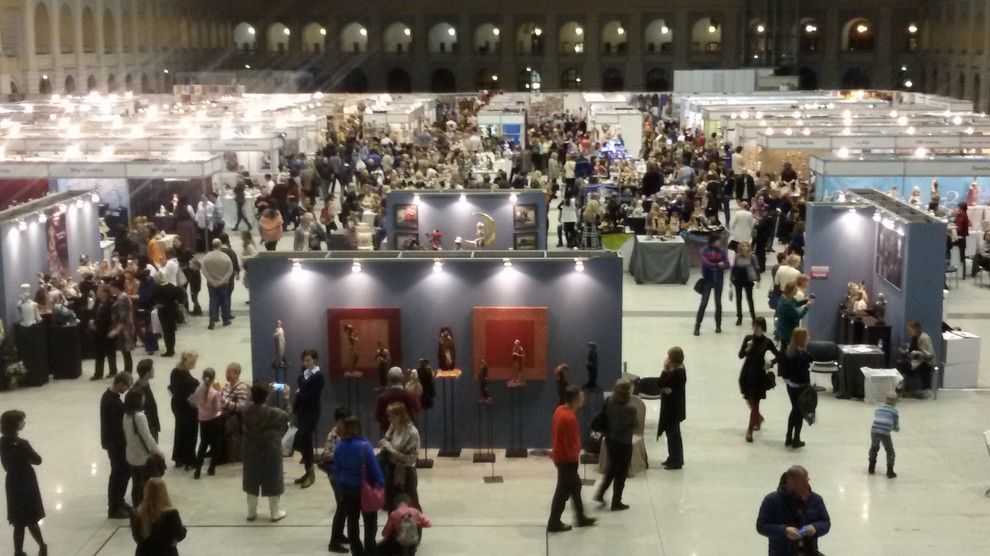 Хороший вопрос: Что такое «интерьерные куклы» и кто их покупает