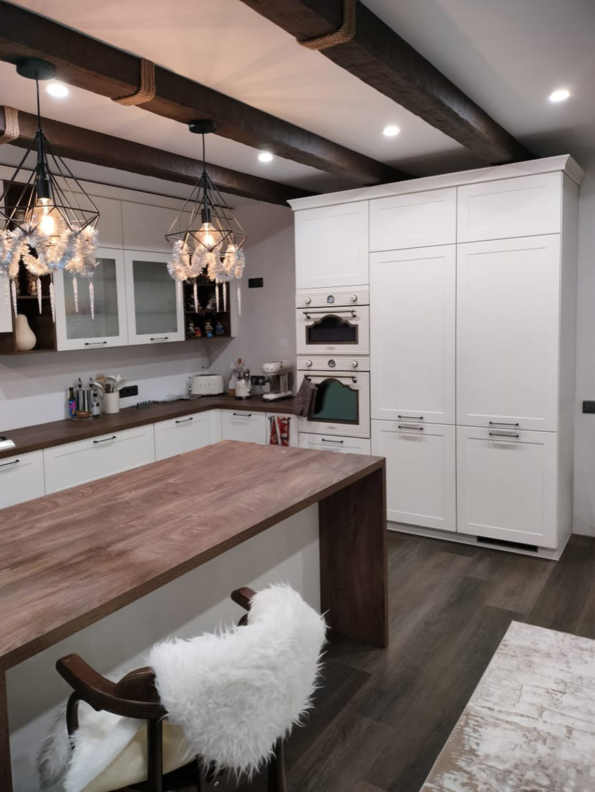 Обложка проекта: Кухня в стиле кантри неоклассика Burger