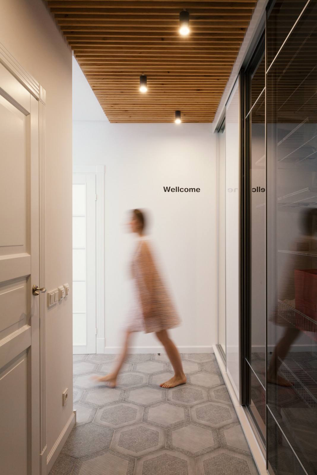 "Девичья Нора" или "Легко быть Девочкой"