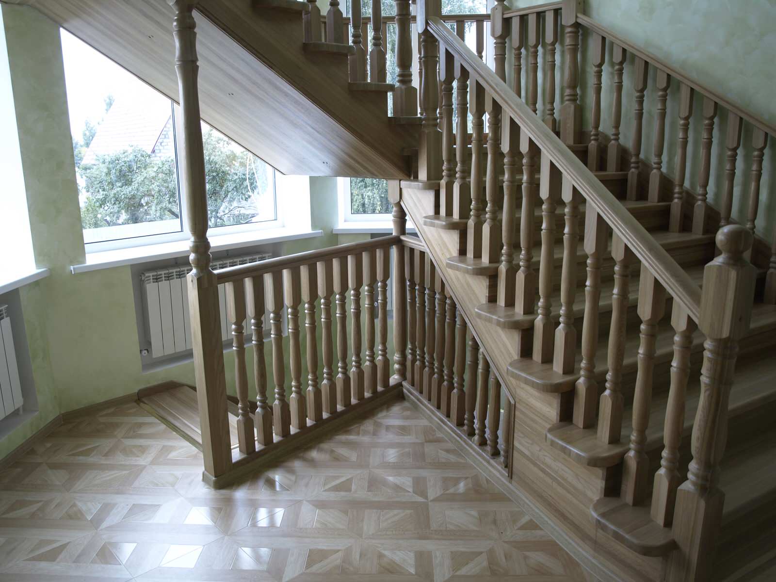 Лестница 3-х маршевая (дуб)