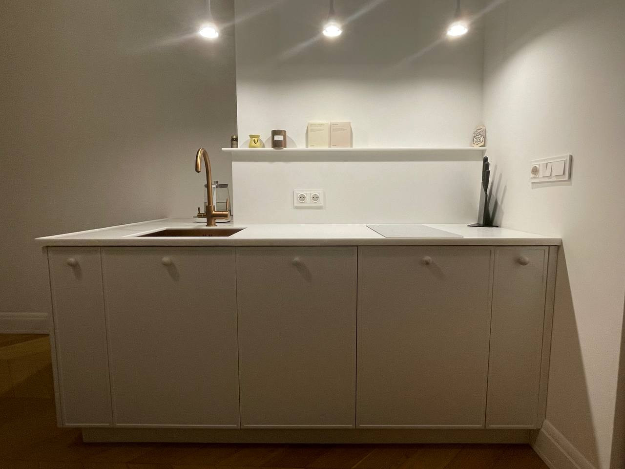 Апартаменты в Старокирочном переулке, Москва