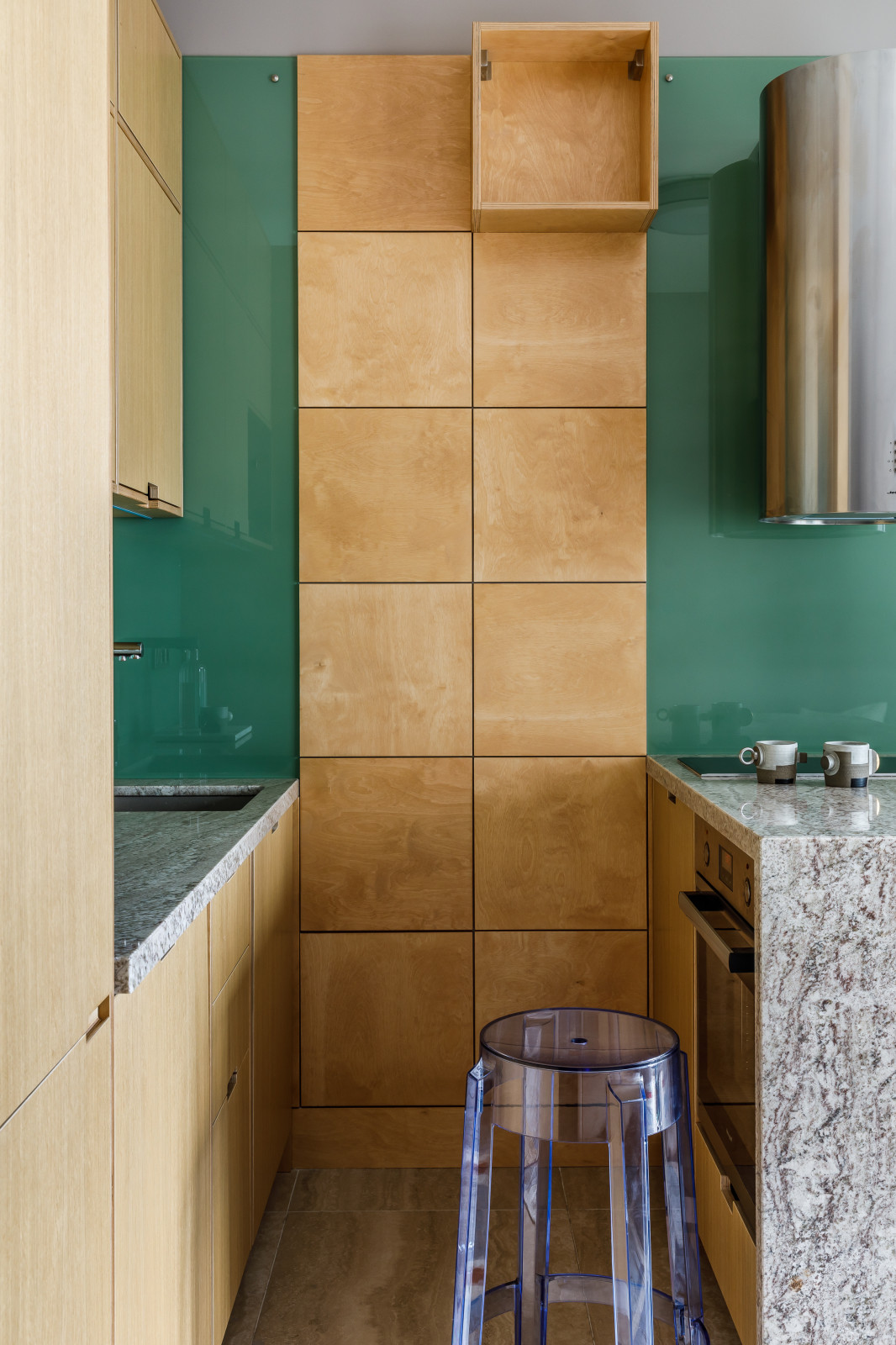 Яркая квартира у Ботанического сада