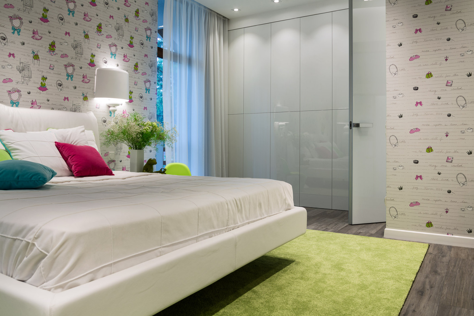 Обложка проекта: БЕЛЫМ ПО БЕЛОМУ