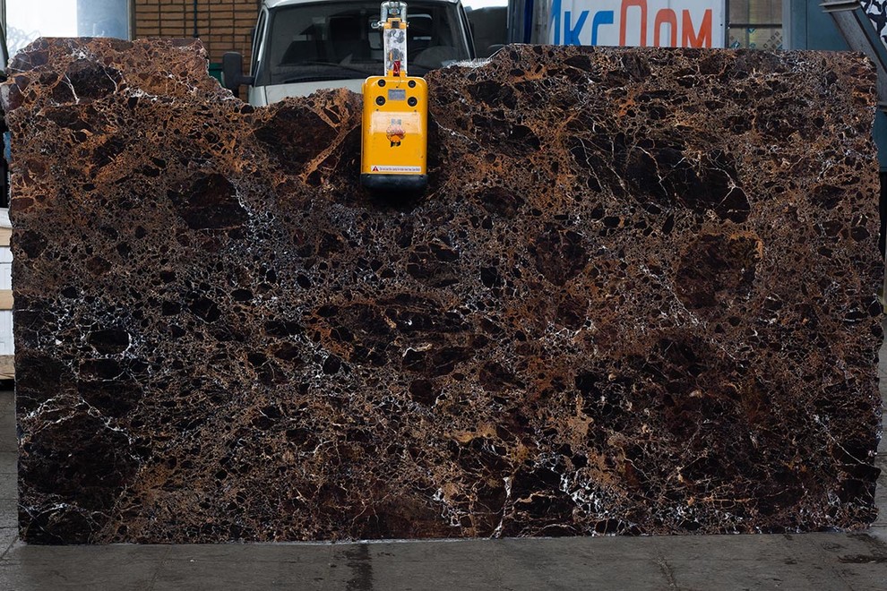 Классы и категории мрамора: Как они «диктуют» цену камня