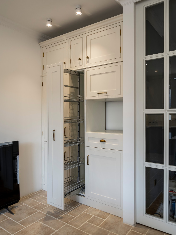 Элегантная кухня в неоклассическом стиле