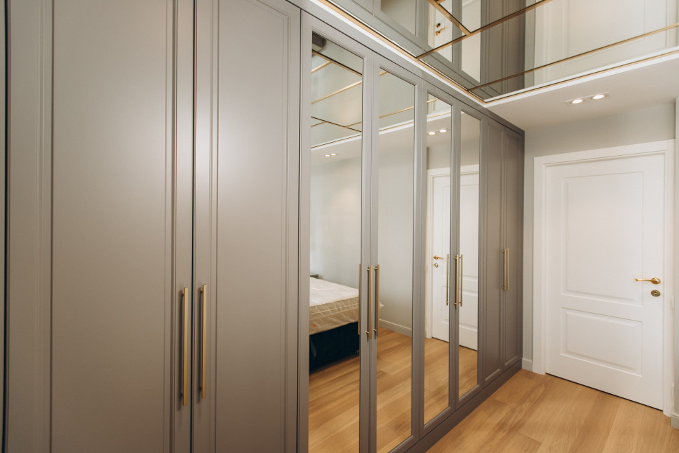 ШКАФ РАСПАШНОЙ - на Ленинском