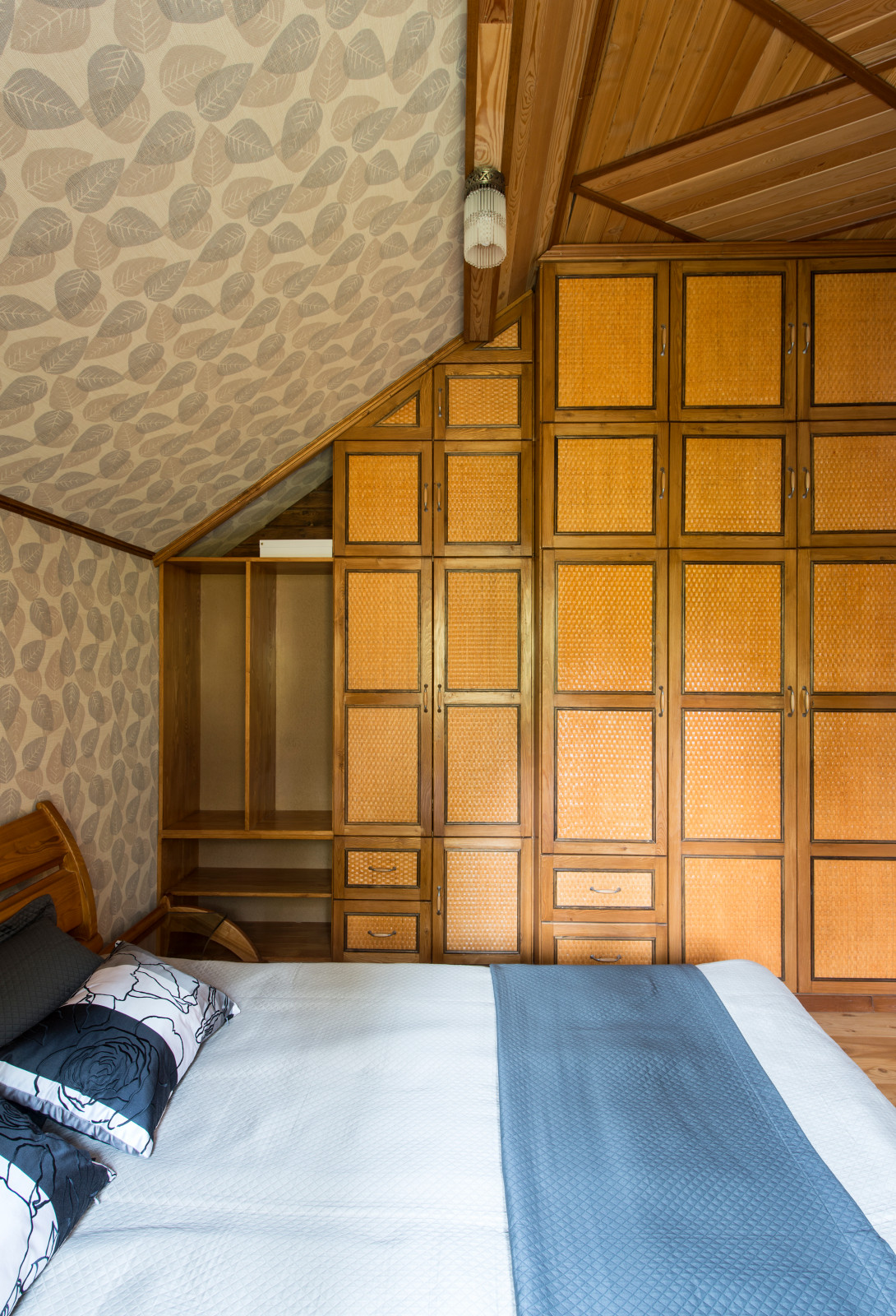 Интерьер в этническом стиле. Фотосъемка для журнала "Красивые деревянные дома"