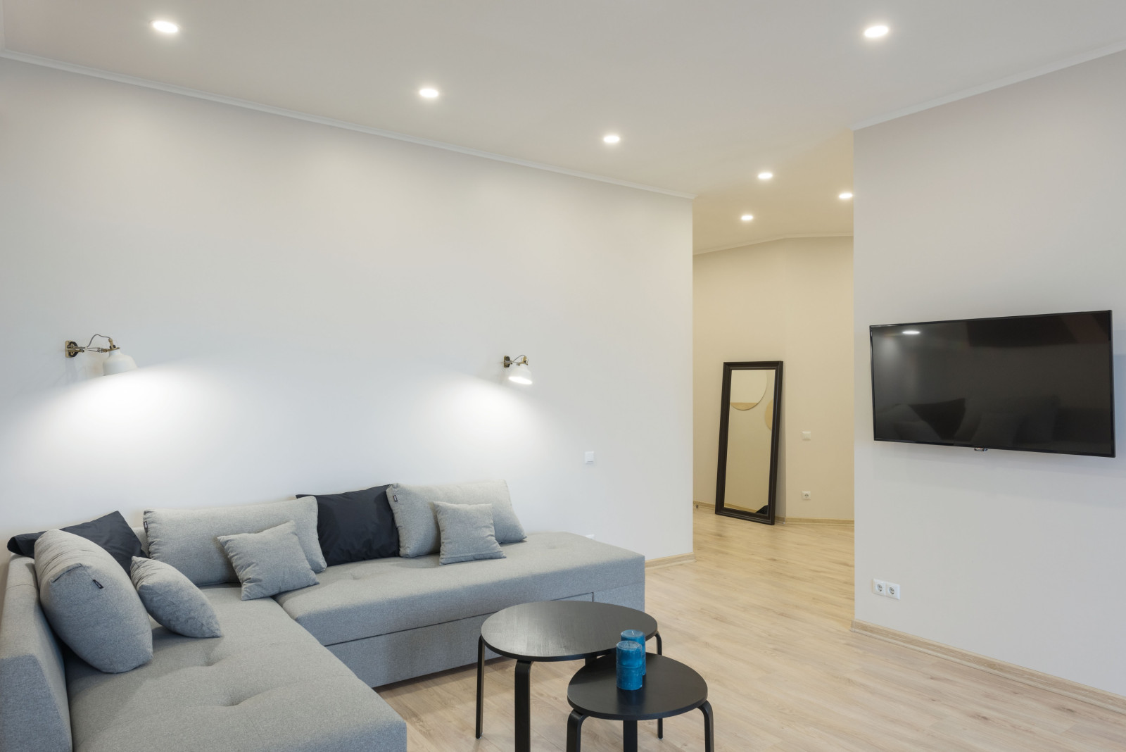 Простор и свет:  четырехкомнатная квартира (186.00m²) на 18 этаже