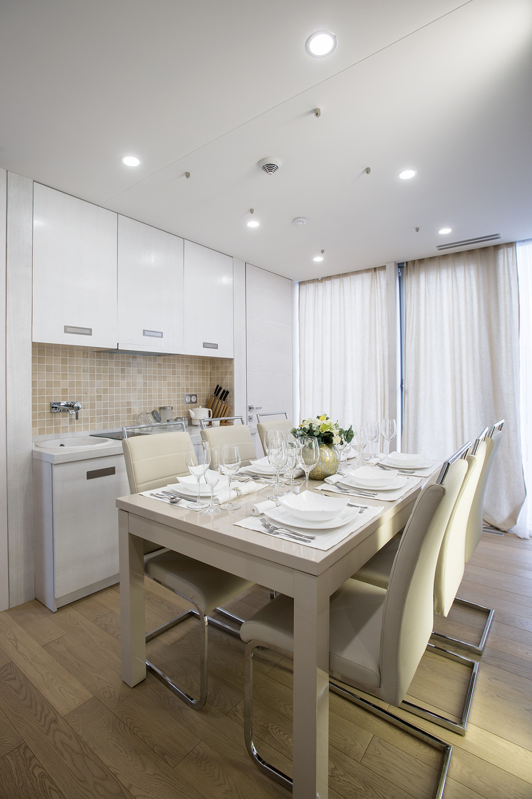 Леонид Мельников