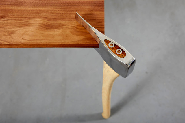 Мебель из топора: 15 идей для мастеров слесарного инструмента