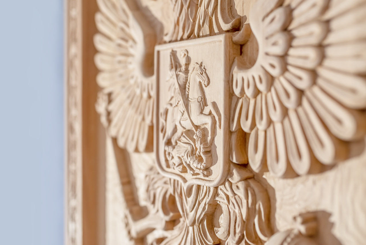 Мебель в русском стиле