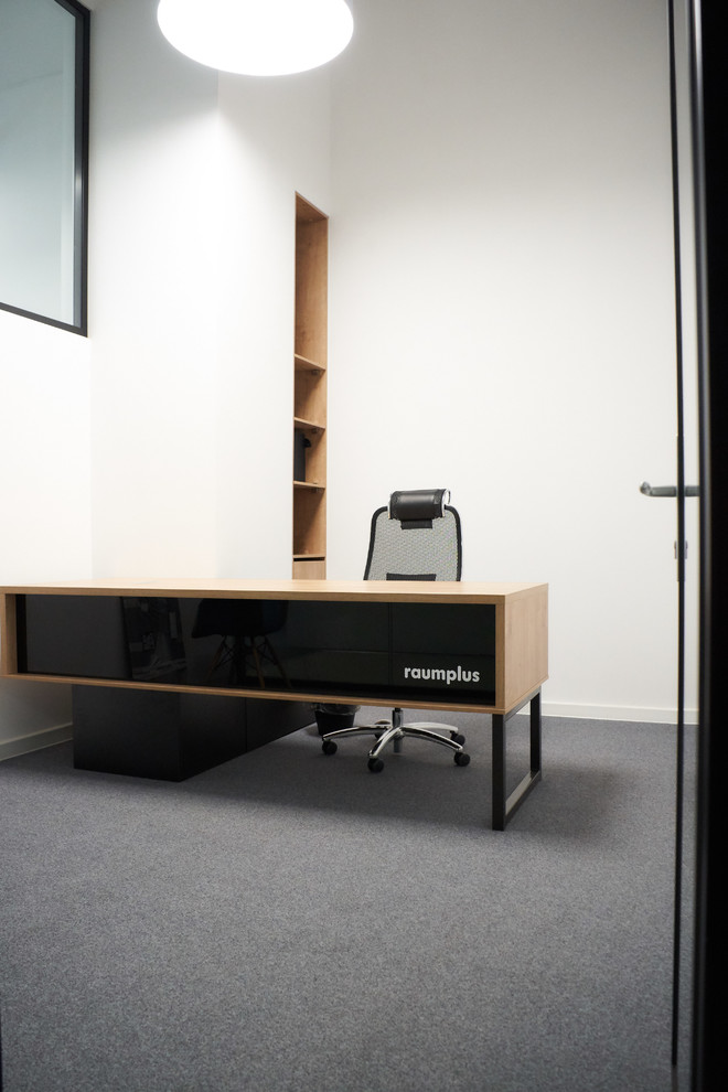 Стол для офиса от raumplus