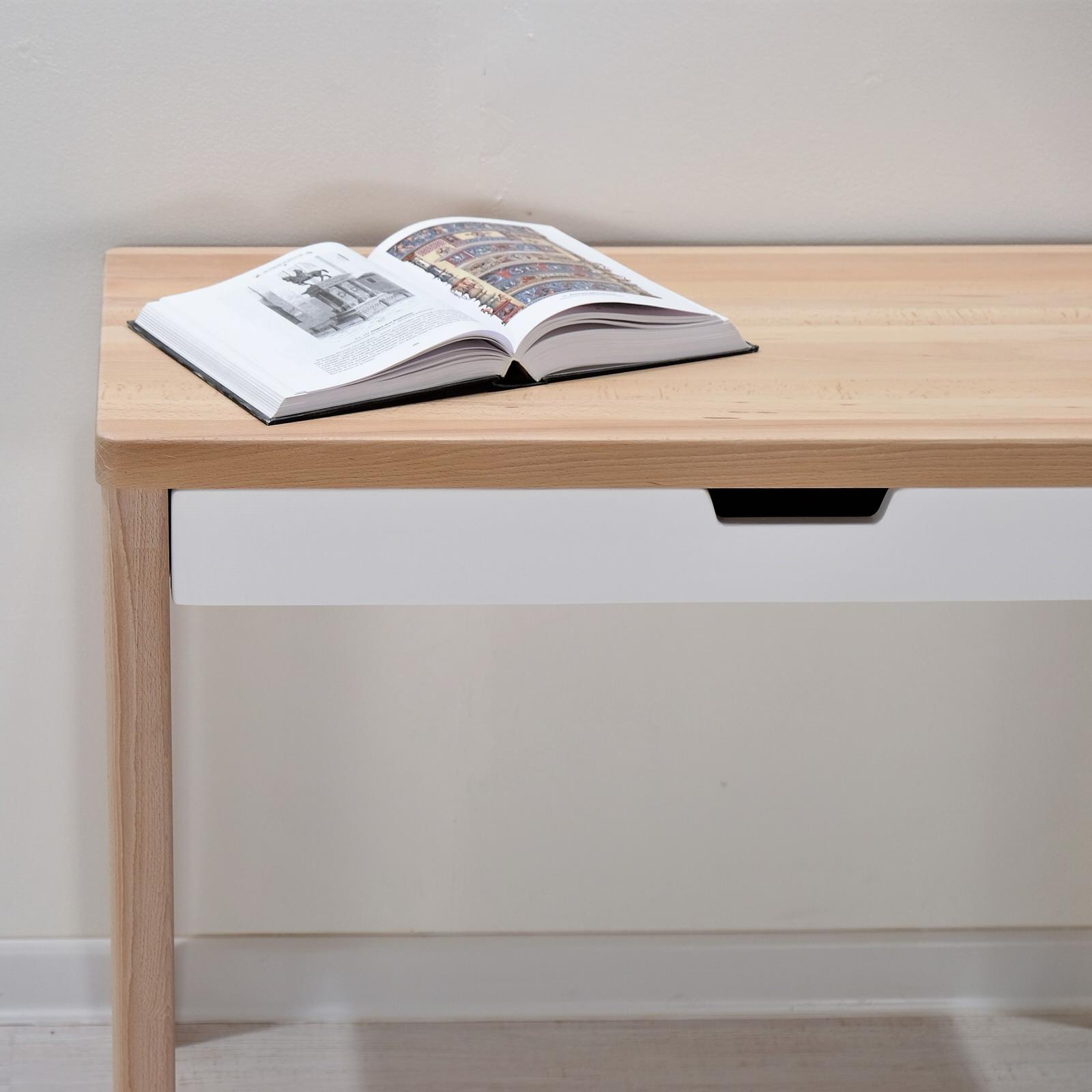 Письменный стол