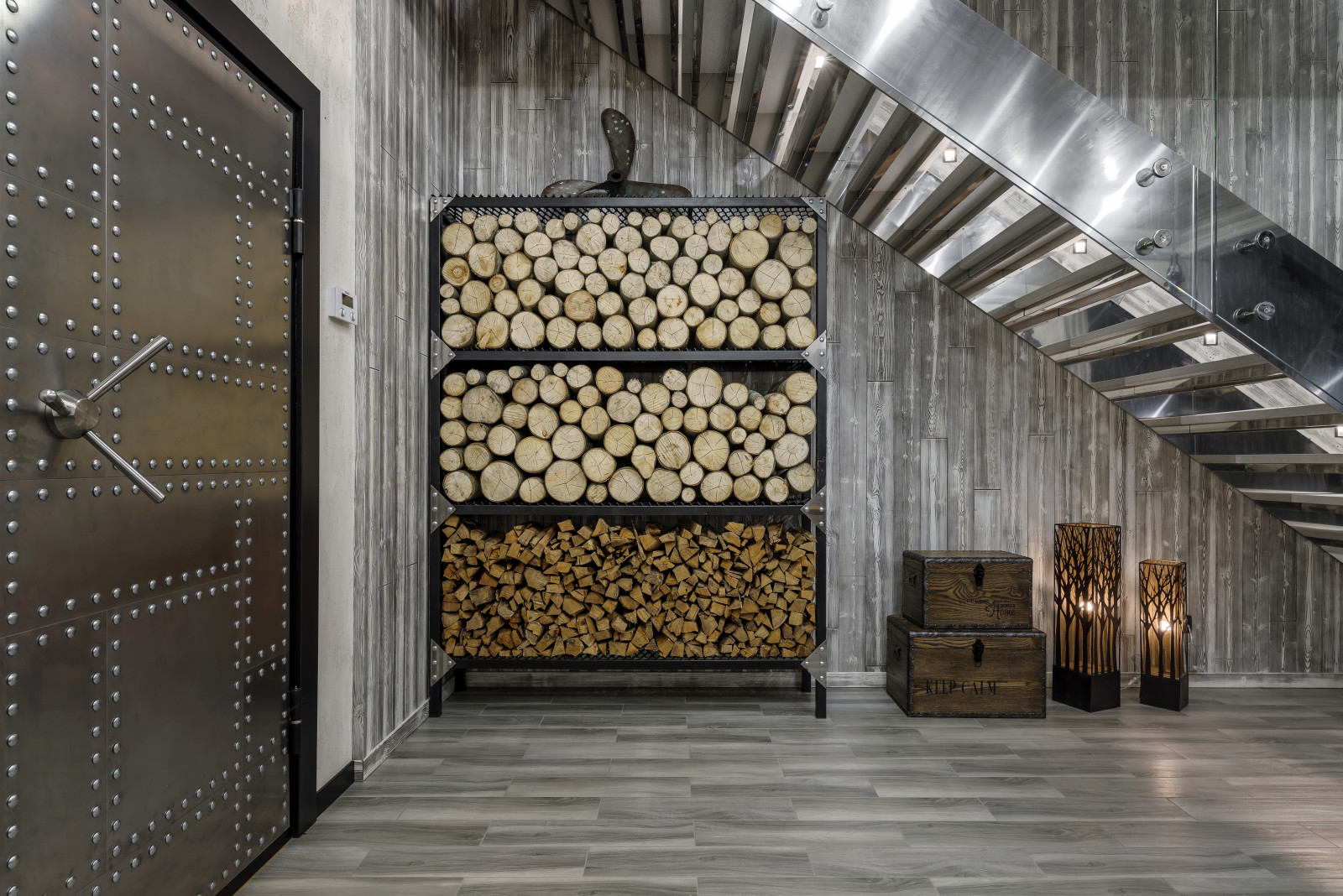 Гостиная брутального гостевого дома