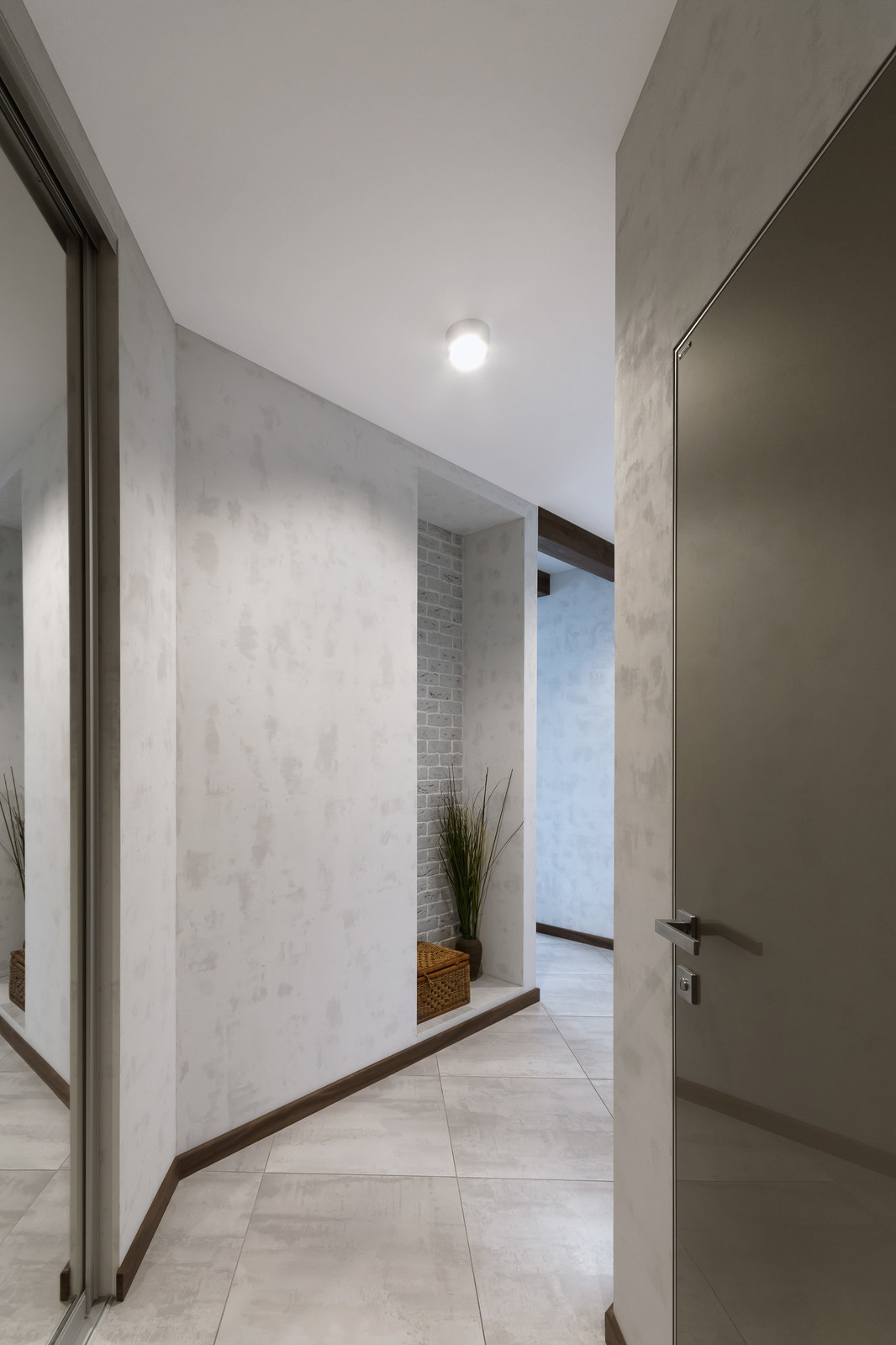 Обложка проекта: Интерьер городской квартиры - Re-Form