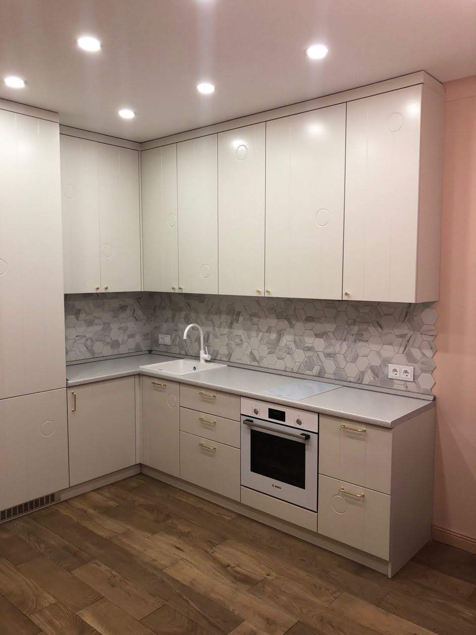 Кухня в студии в ЖК Татьянин Парк