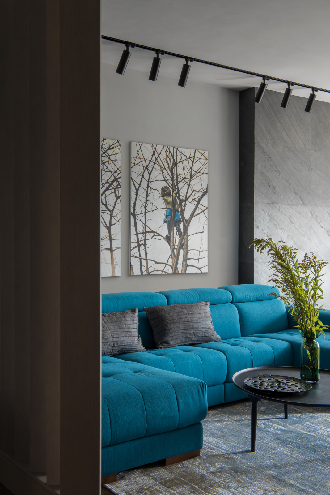 Над городом