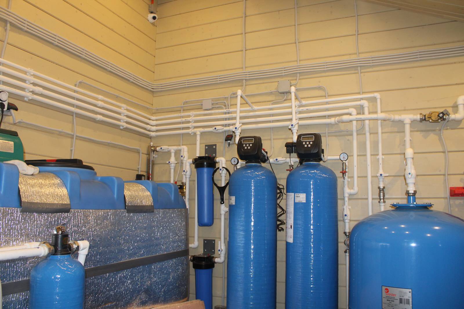 Отделка дома и бани из клееного бруса