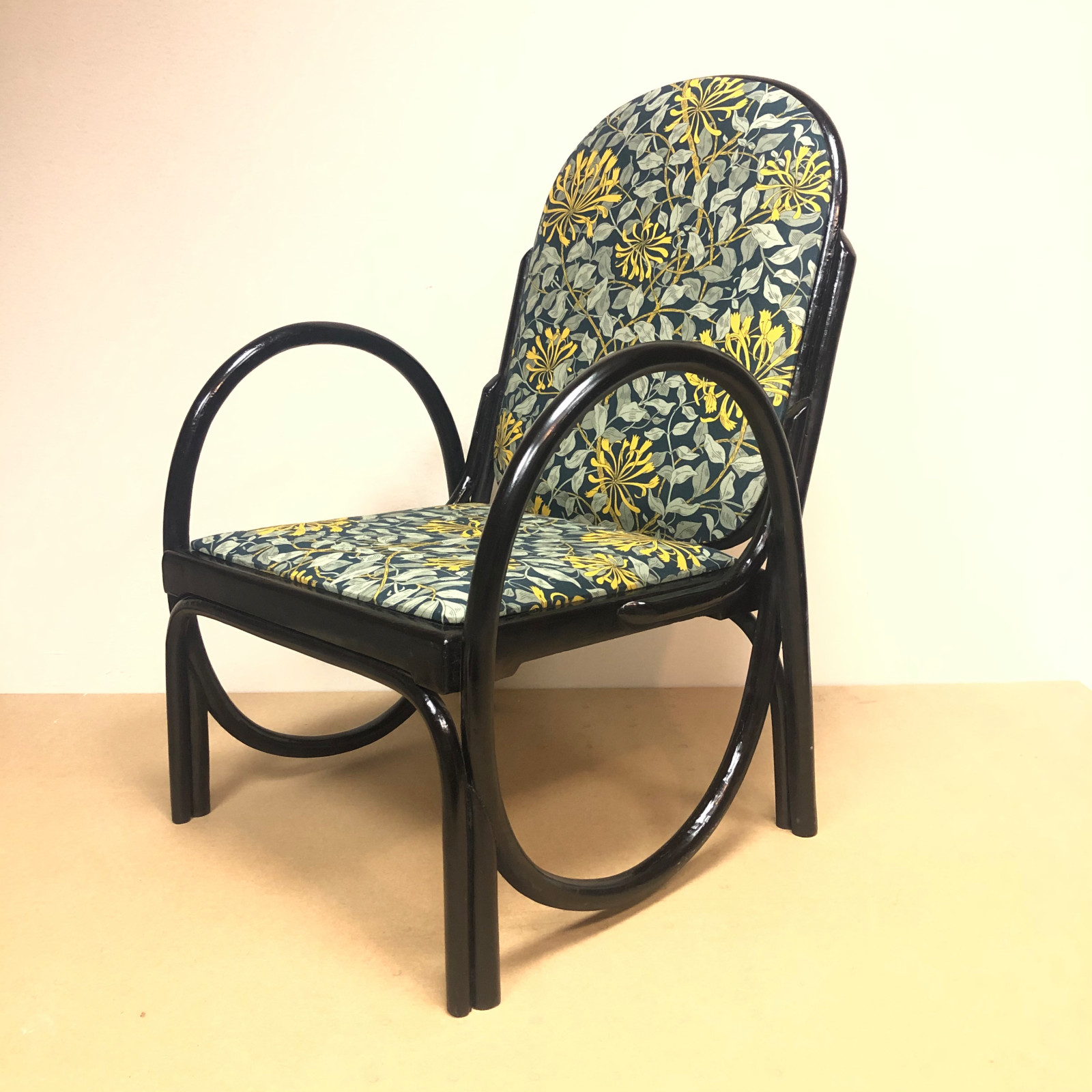 Обложка проекта: Реставрация венского кресла