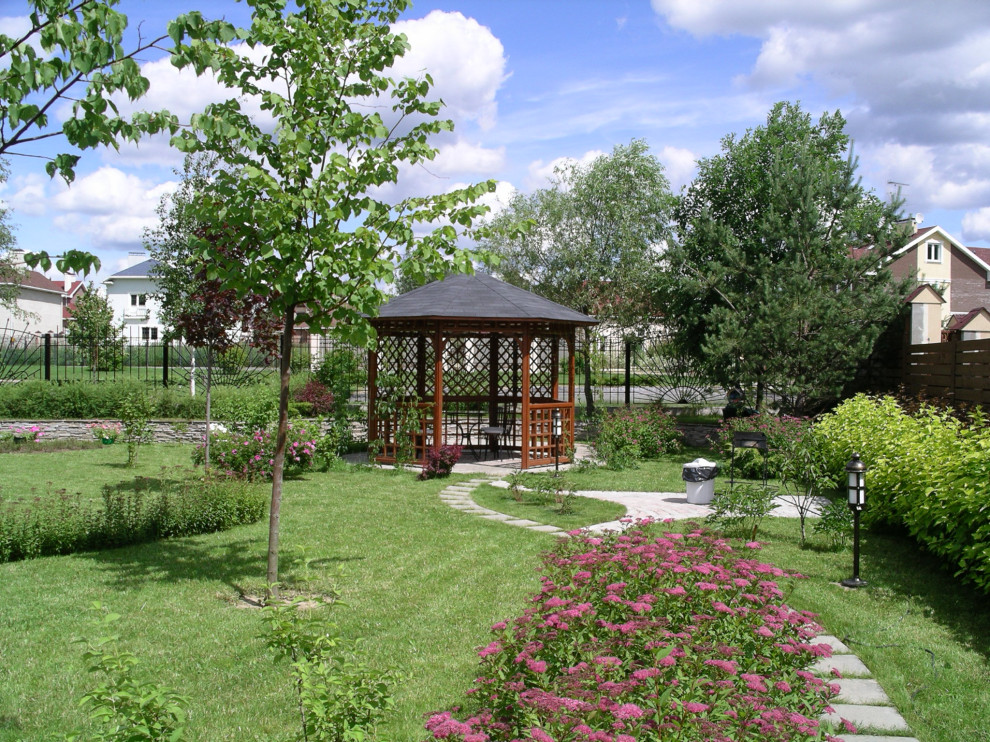 Садовая история