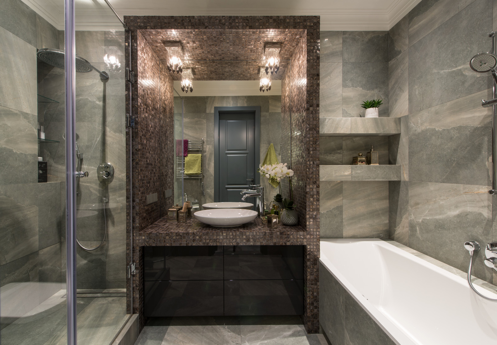 Квартира с панорамными окнами в ЖК "Седьмое небо"