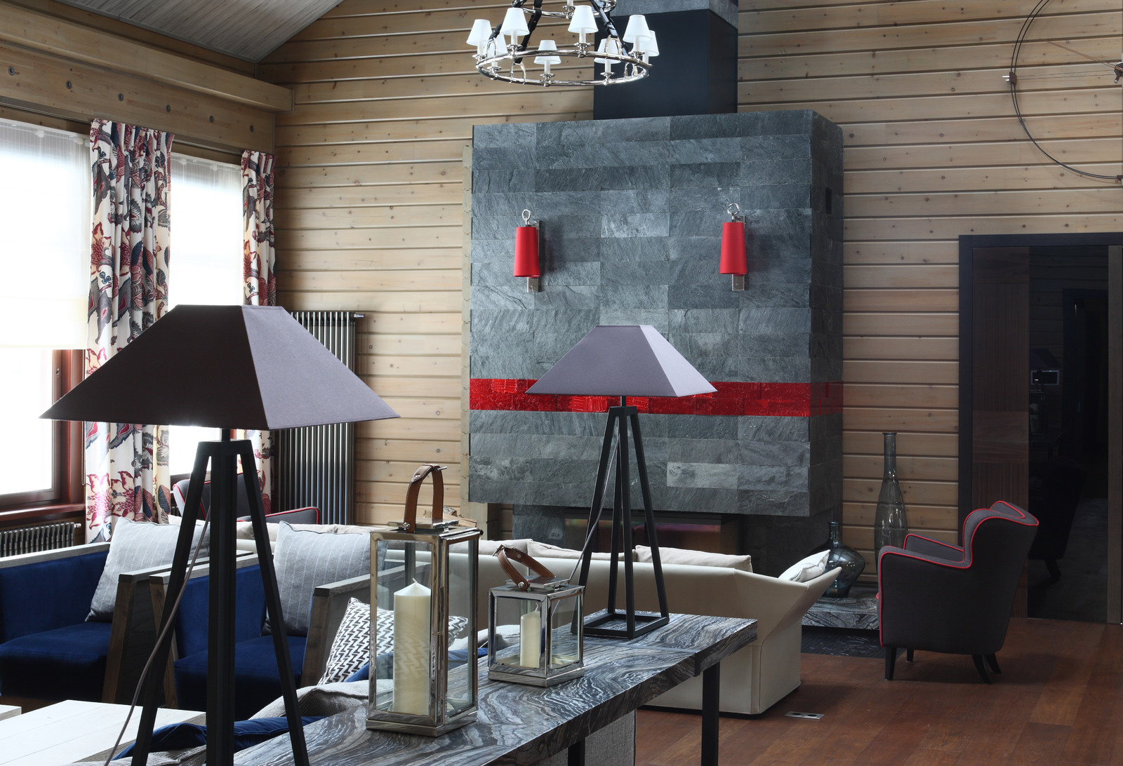 Красной Линией