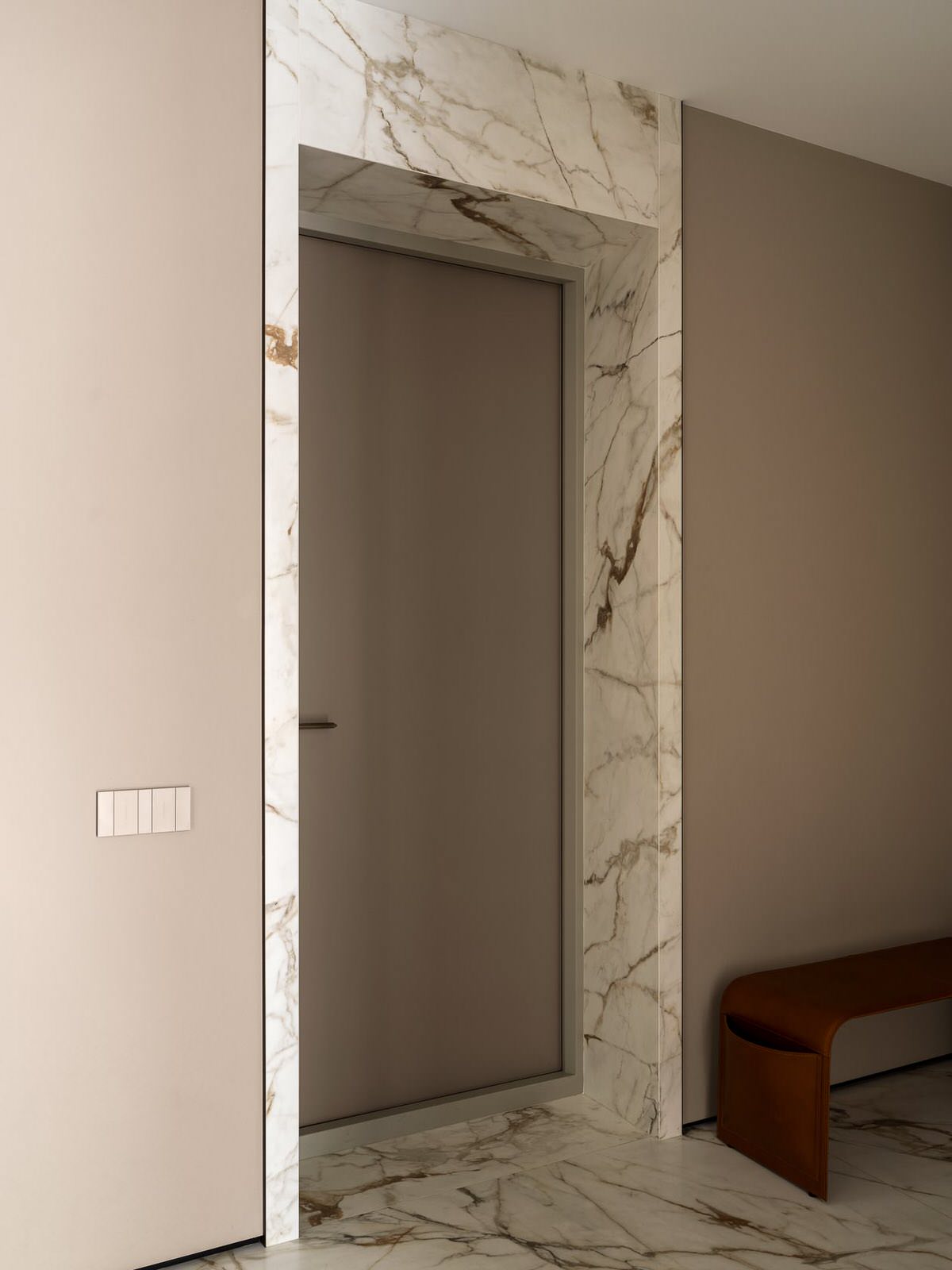 Дизайн квартиры в современном стиле.