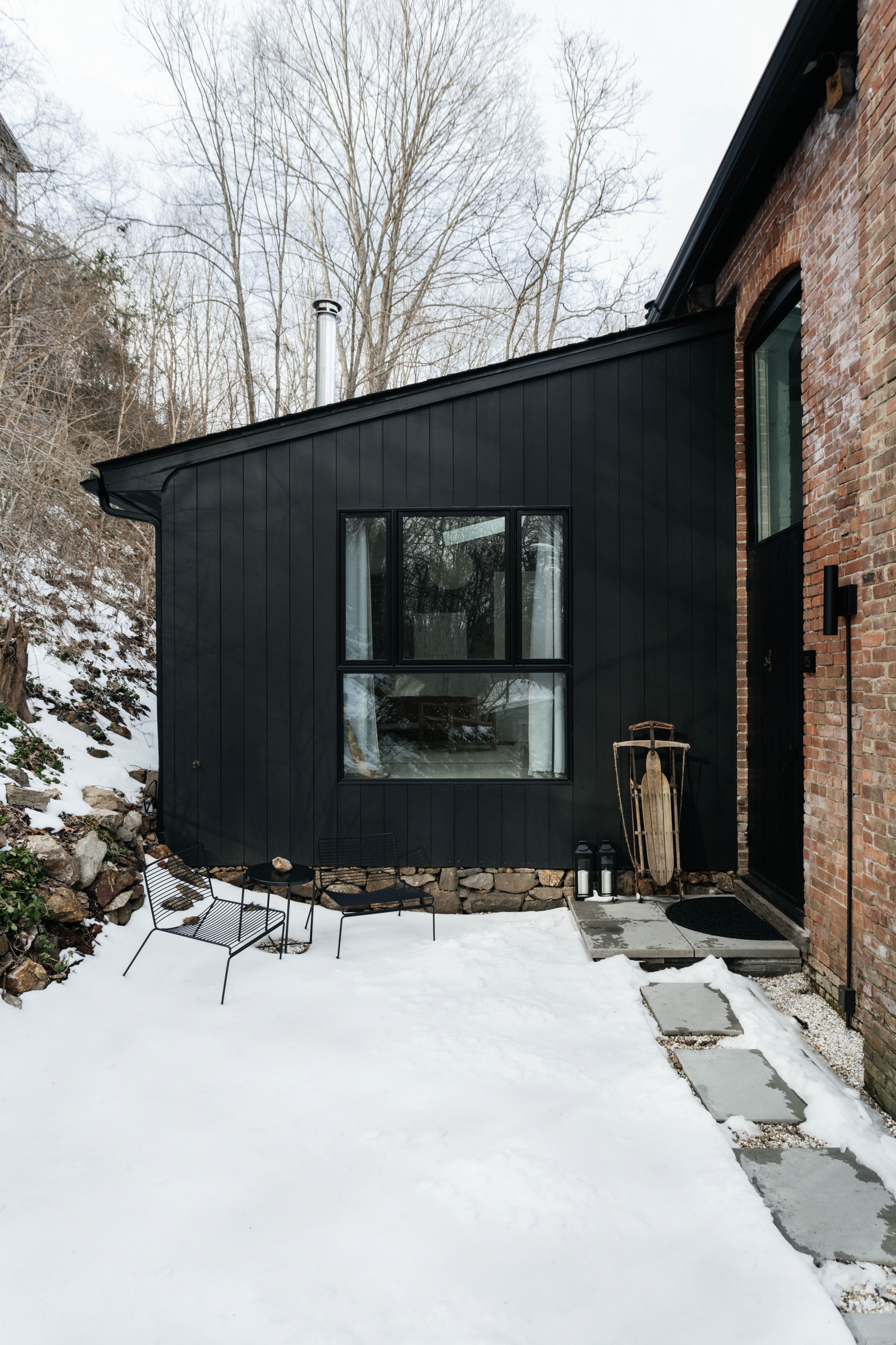 До и после: Из корпуса завода — в дом для отдыха под Нью-Йорком