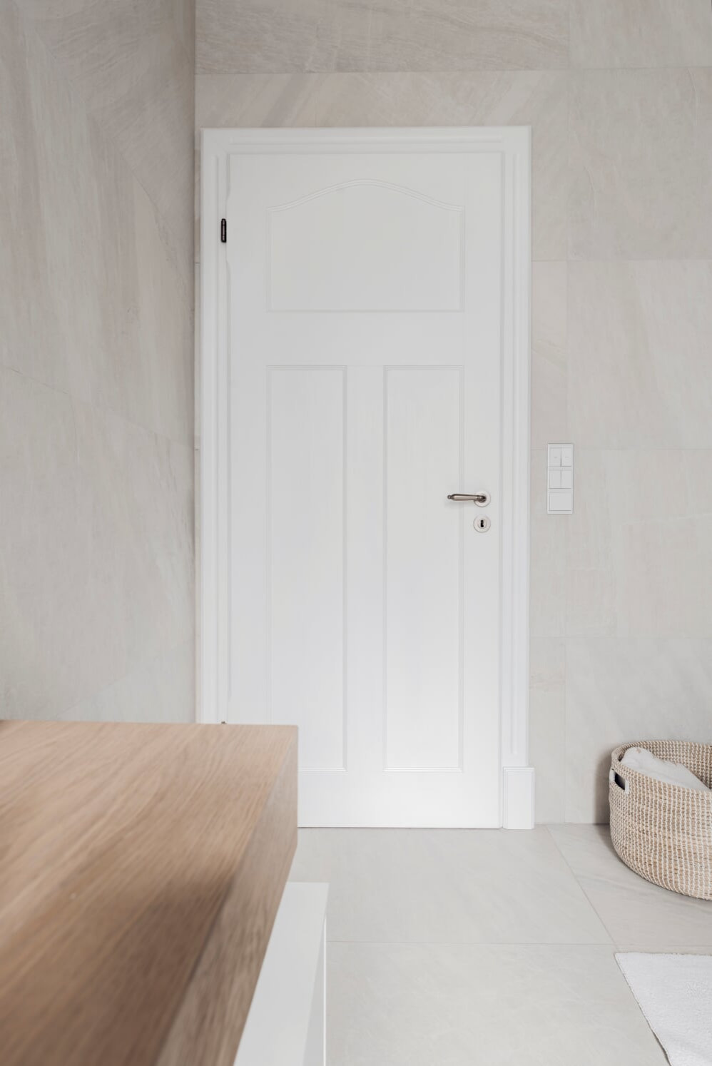 межкомнатные двери в белом цвете