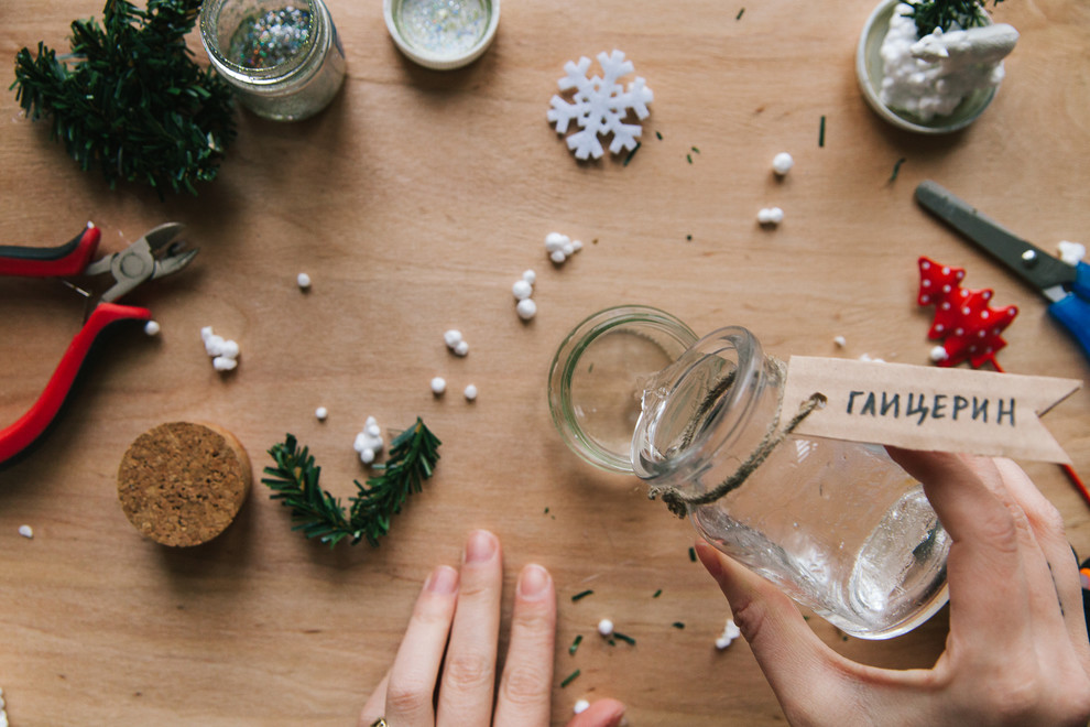 DIY: Как сделать волшебный шар со снегом своими руками