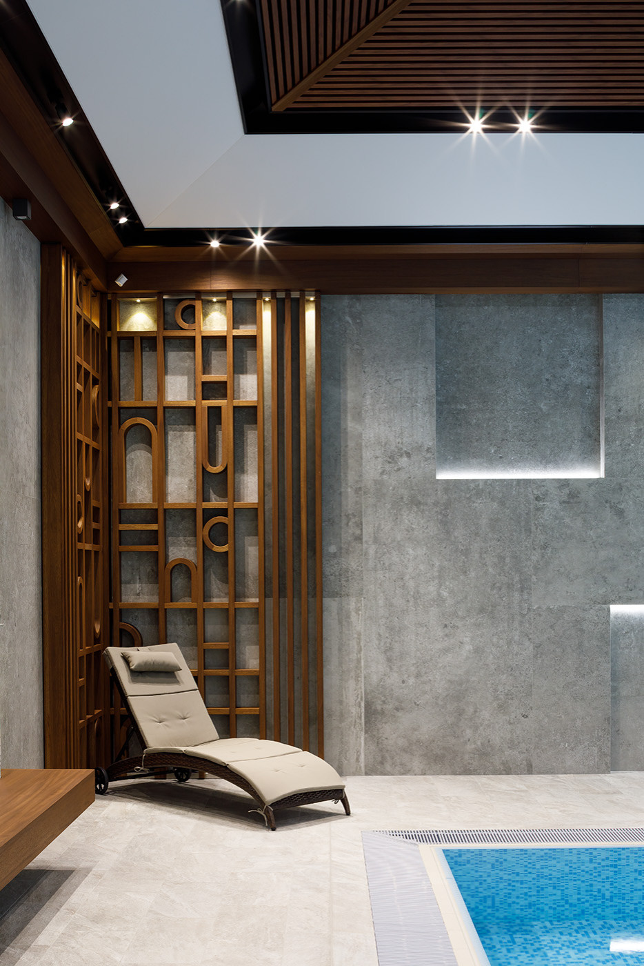 ЗАГОРОДНЫЙ ДОМ В ЗАПАДНОЙ ЛИЦЕ