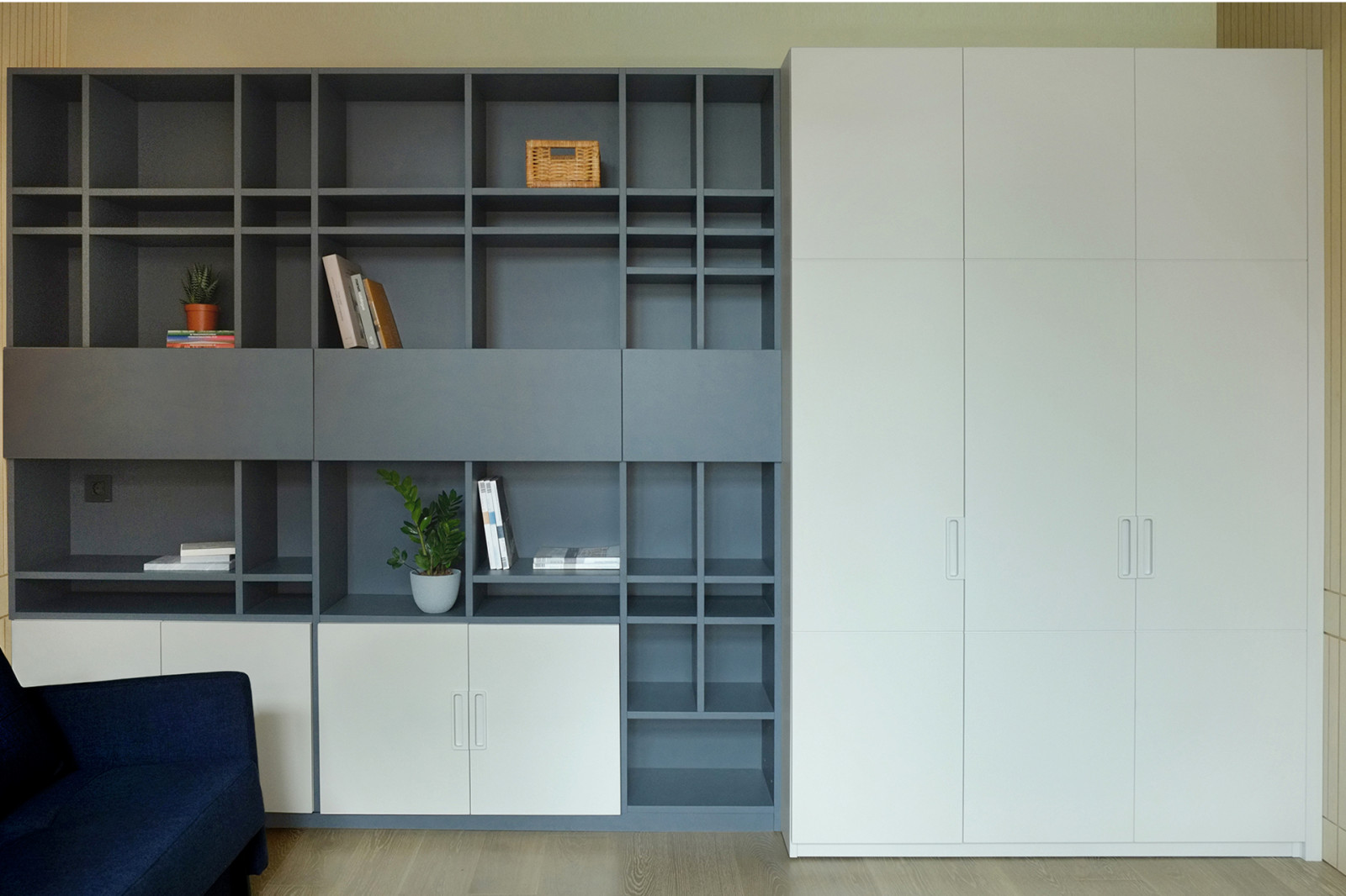 Функциональный шкаф для хранения