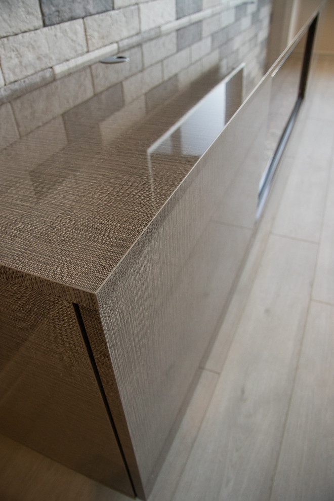 Тумба под ТВ со встроенным камином