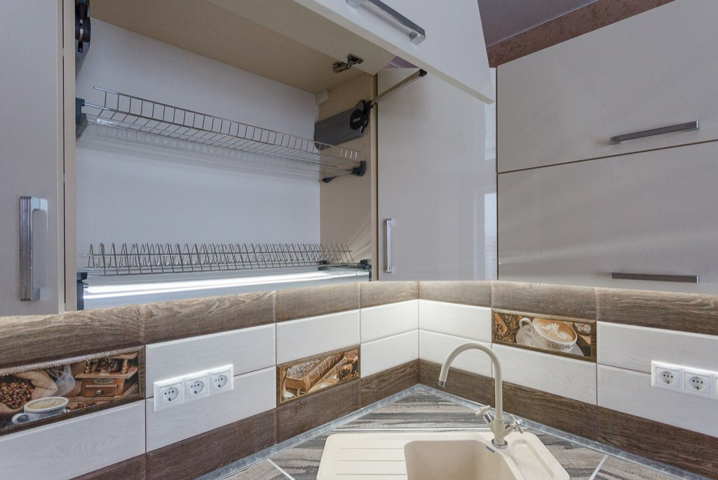 ЖК "Высота", 3-ком. 75 м2. Капитальный ремонт