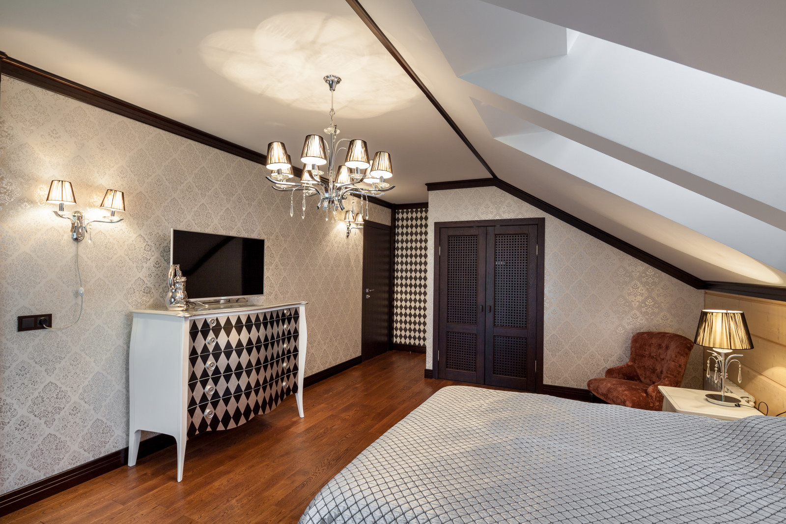 Интерьер трехэтажного загородного дома в Нижегородской области