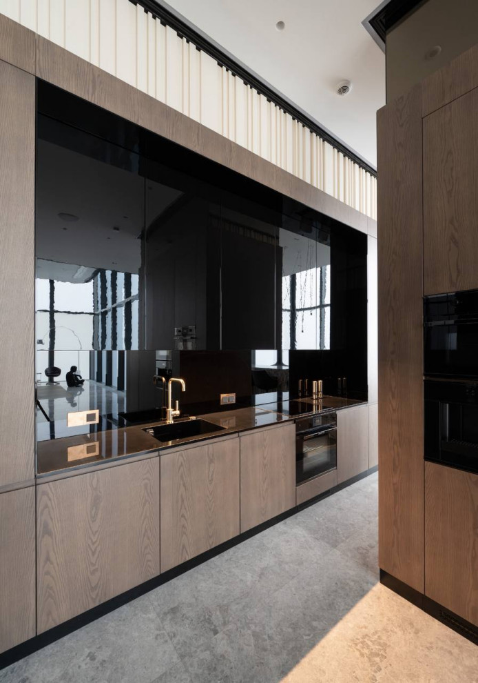 Стеклянные панели для кухонной зоны