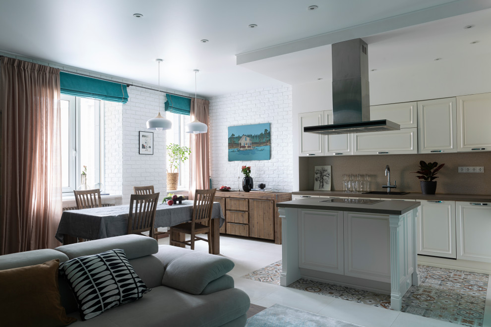 Яркая и просторная квартира для семьи с двумя детьми